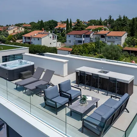 Lovely In With Sauna * Пореч