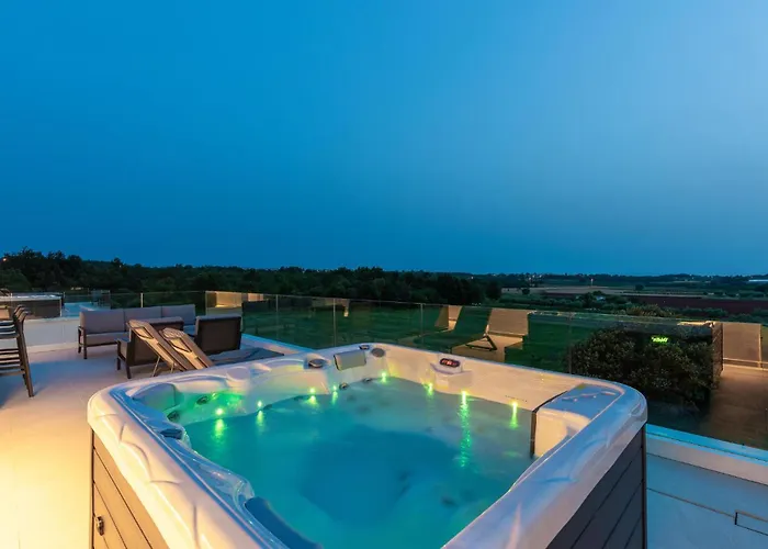 Lovely In With Sauna