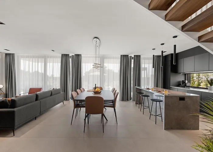 Lovely In With Sauna Будинок відпочинку Пореч