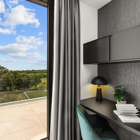 Lovely In With Sauna Porec