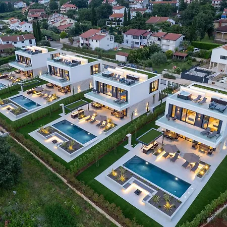 Lovely In With Sauna Holiday home *