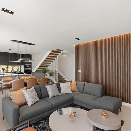 Nyaraló Lovely In With Sauna Poreč